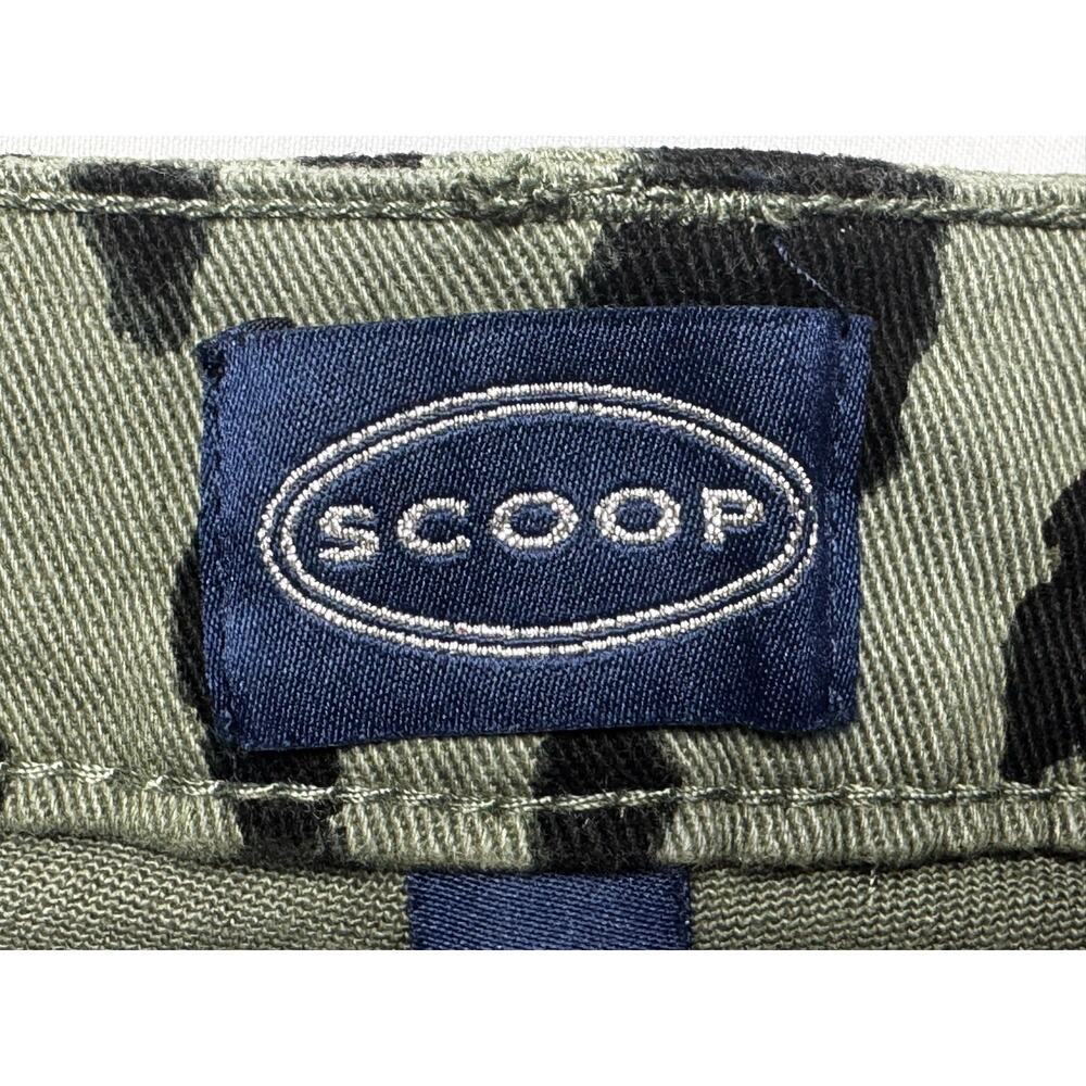 NWT Scoop Women's Leopard Print Green Black Barrel Jeans - Size 6/32" (30x31)* - Picture 4 of 5